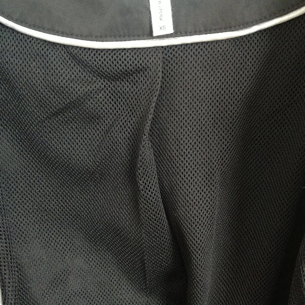 Woman's jacket - Picture 6 of 8